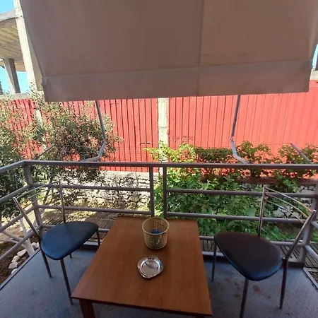 Arjana & Nelaj Ksamil