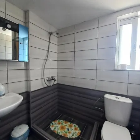 Apartament Arjana & Nelaj *