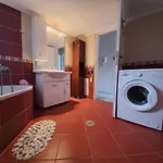 Arjana & Nelaj Апартаменты Ксамил
