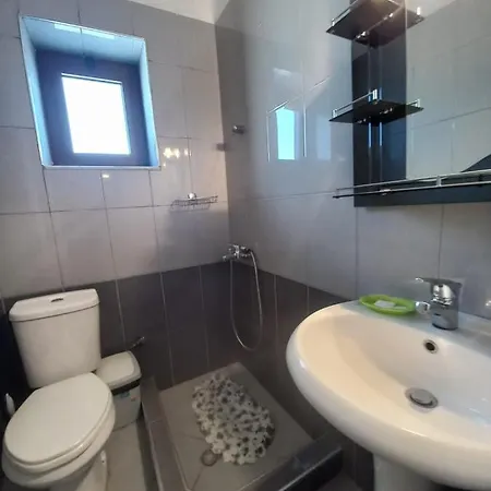 Arjana & Nelaj Apartamento *