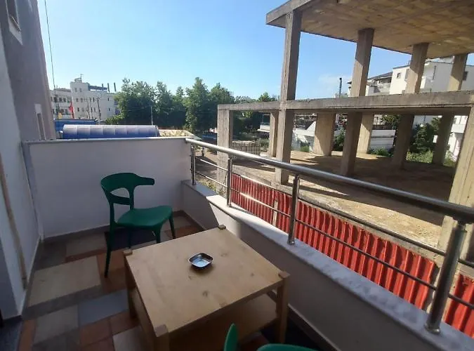 公寓 Arjana&nelaj 卡萨米尔