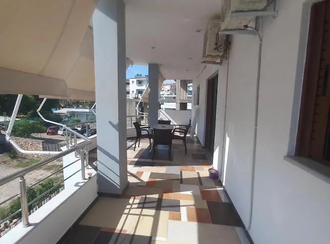 Arjana&nelaj 公寓 *