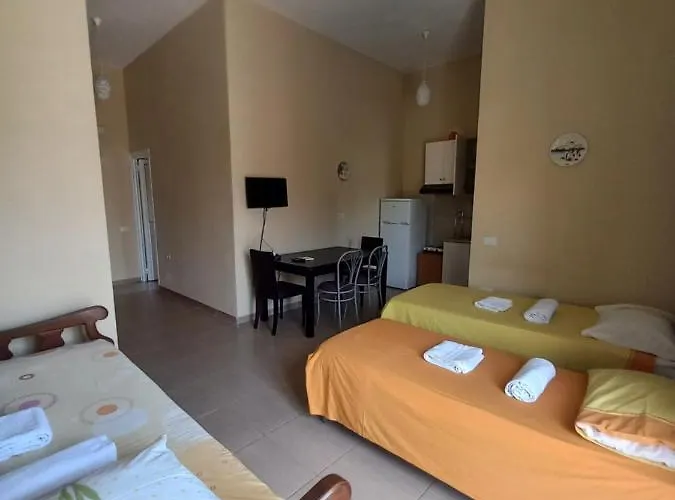 公寓 Arjana&nelaj 卡萨米尔